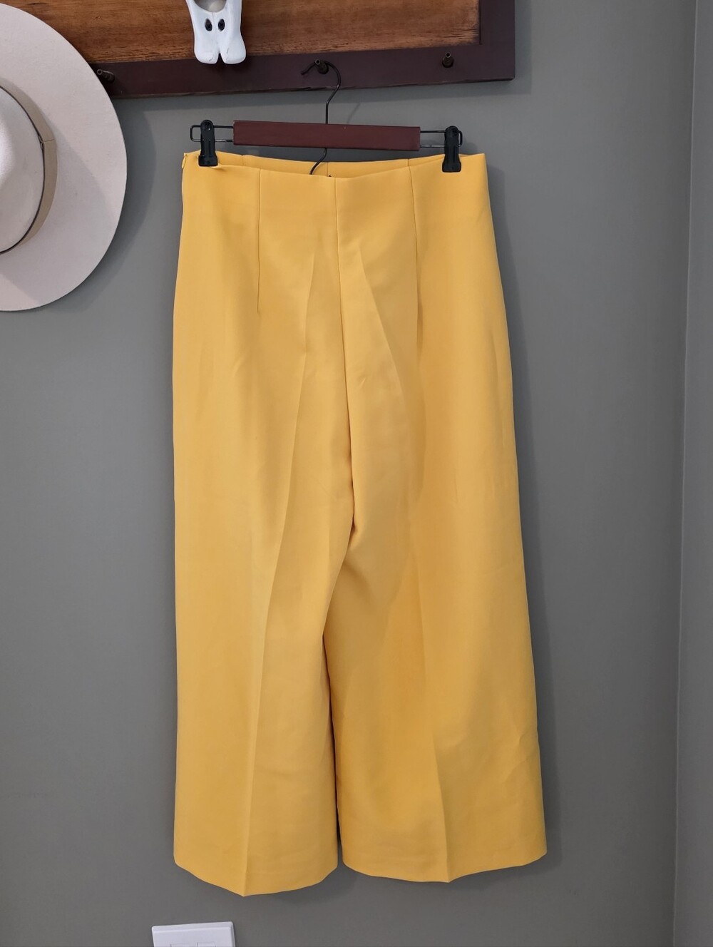 Zara New Yellow Trousers L Office Business Casual - Picture 2 of 10
